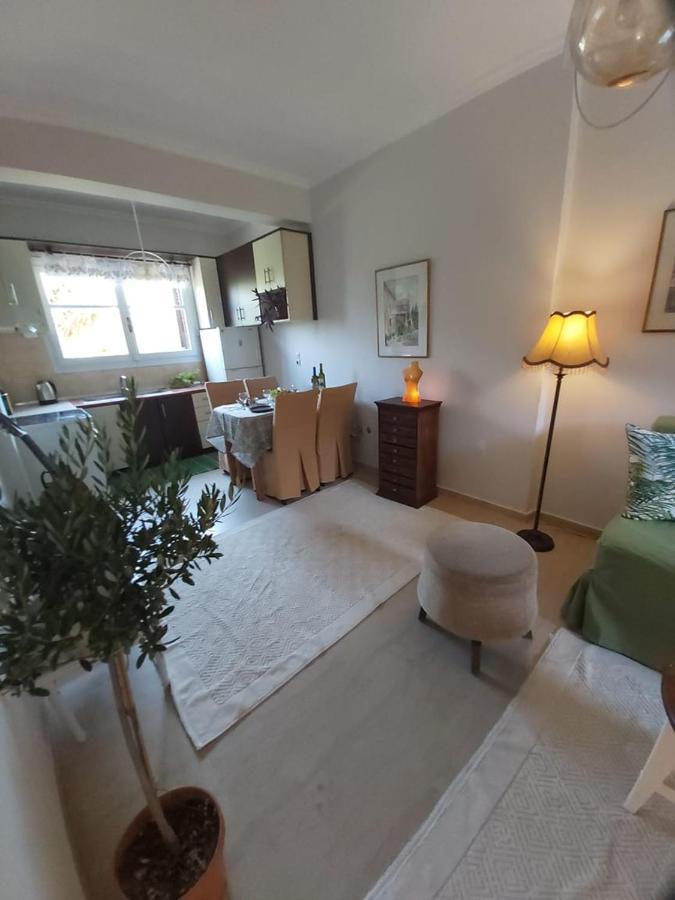 Eugenia Apartment Perama  Eksteriør billede
